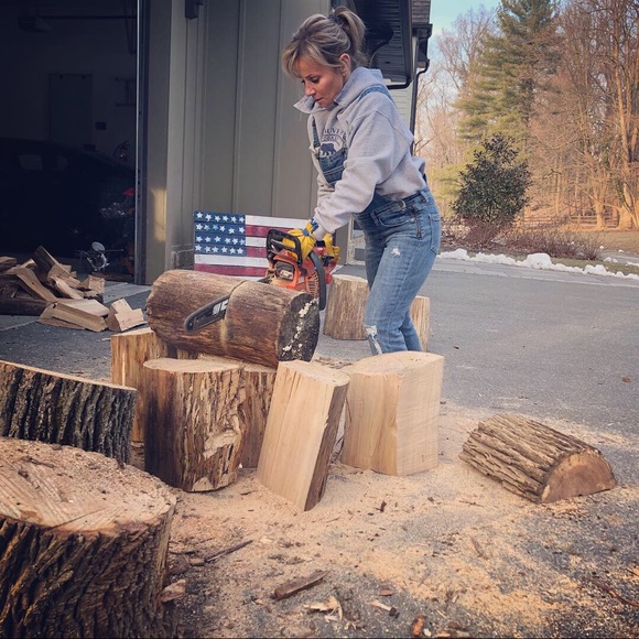 Meet your Posher, Meredith - Picture 3 of 6